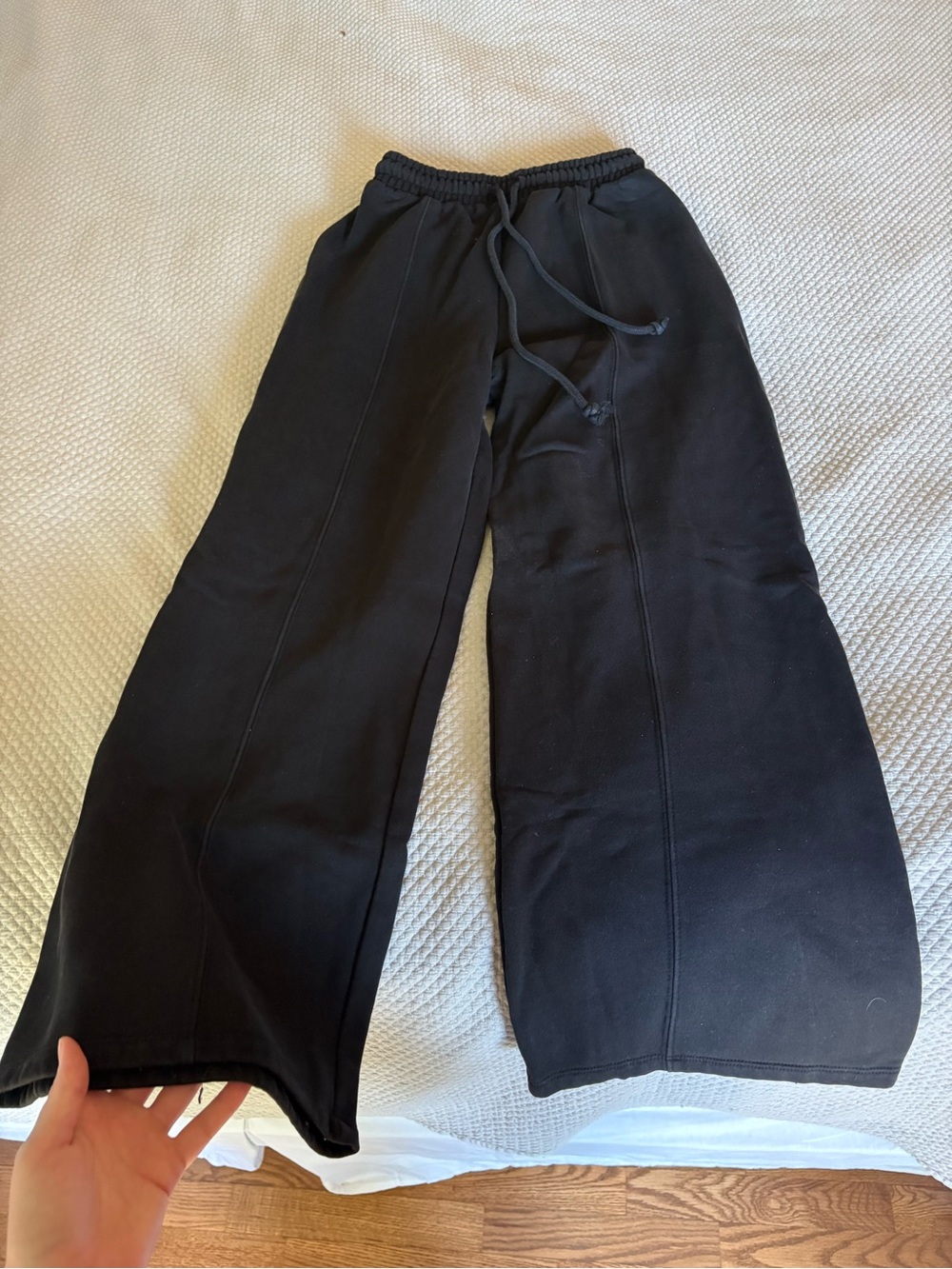 Zara Black Wide-Leg Sweatpants with Drawstring